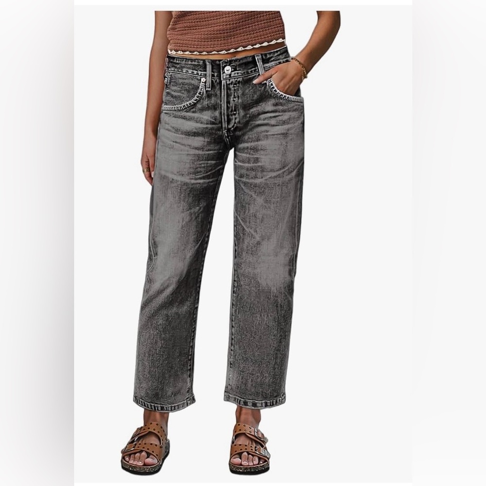 Flamingals Wash Mid Waist Straight Leg Crop Jeans Size Medium NWT